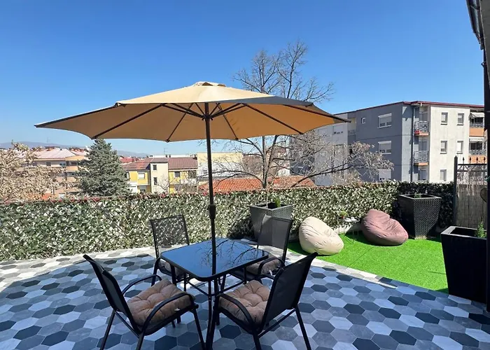 City Rooftop Apartment